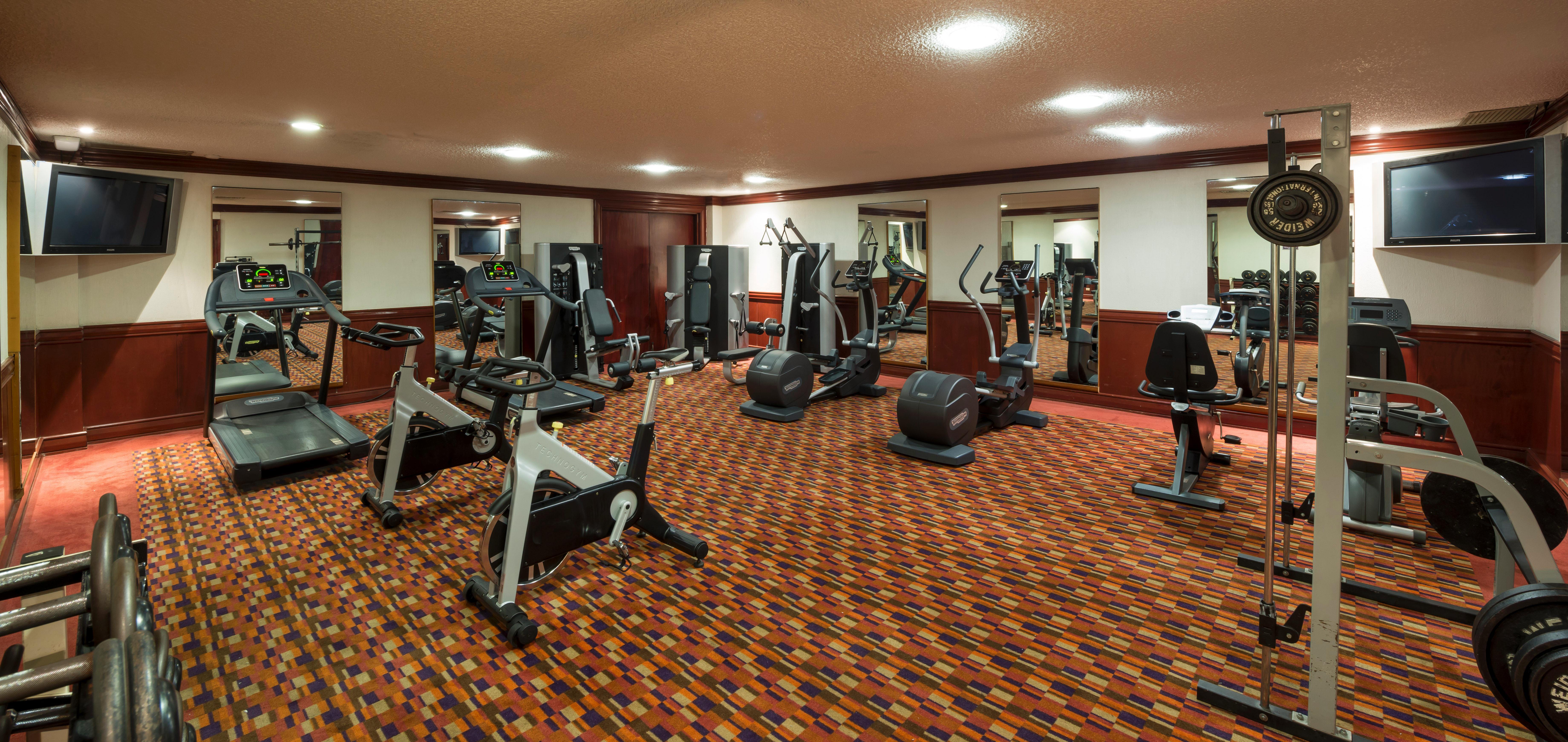 Real Inn Tijuana By Camino Real Hoteles Eksteriør bilde The gym at the hotel